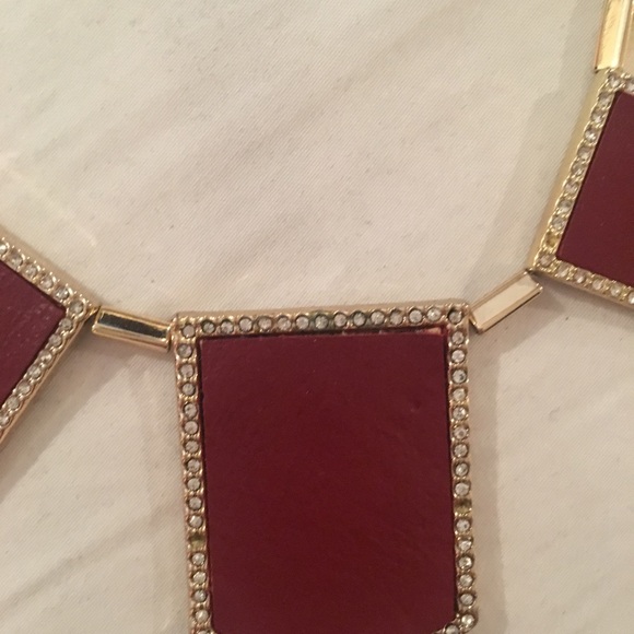 House of Harlow necklace - Picture 2 of 3